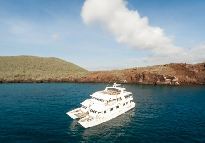Galapagos first class cruise seaman