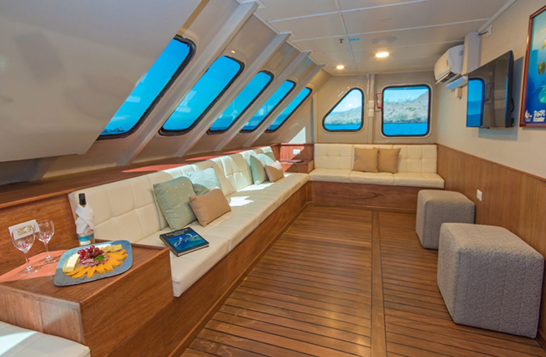First class cruise tip top ii cabins
